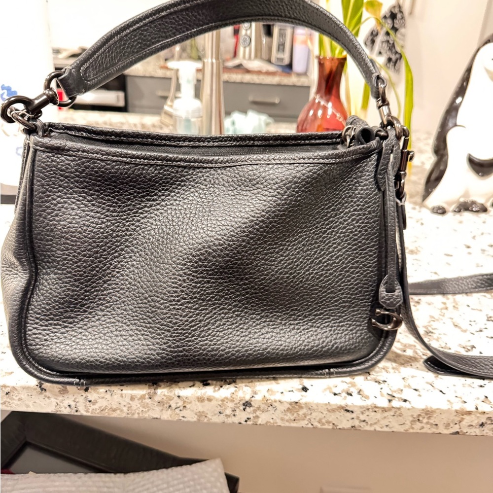 Elegant Black Leather Handbag